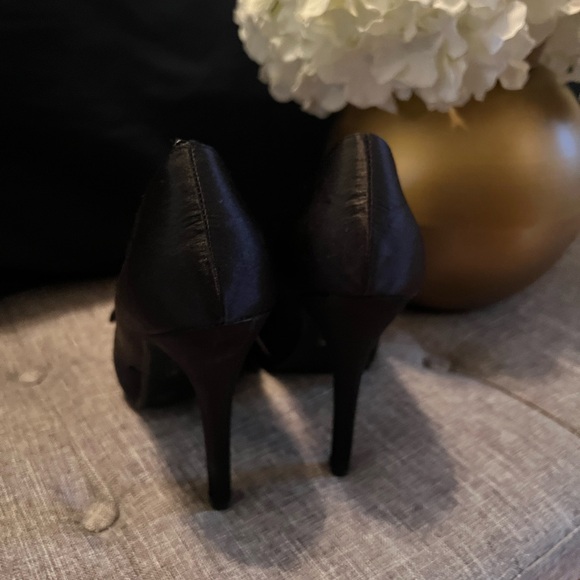 Spring fabric heels - Picture 2 of 3